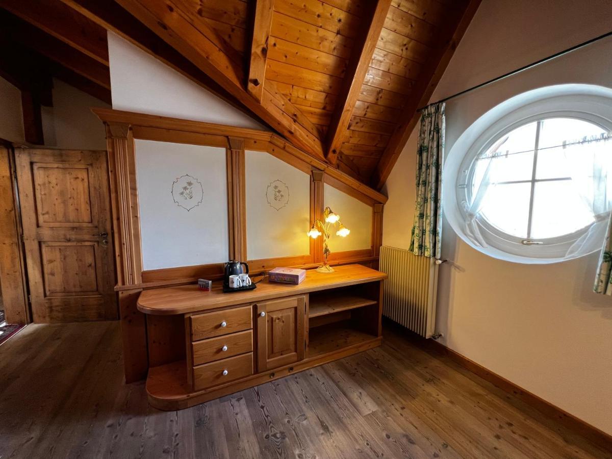 Kaiserkrone Charming Retreat Dimaro Exterior photo