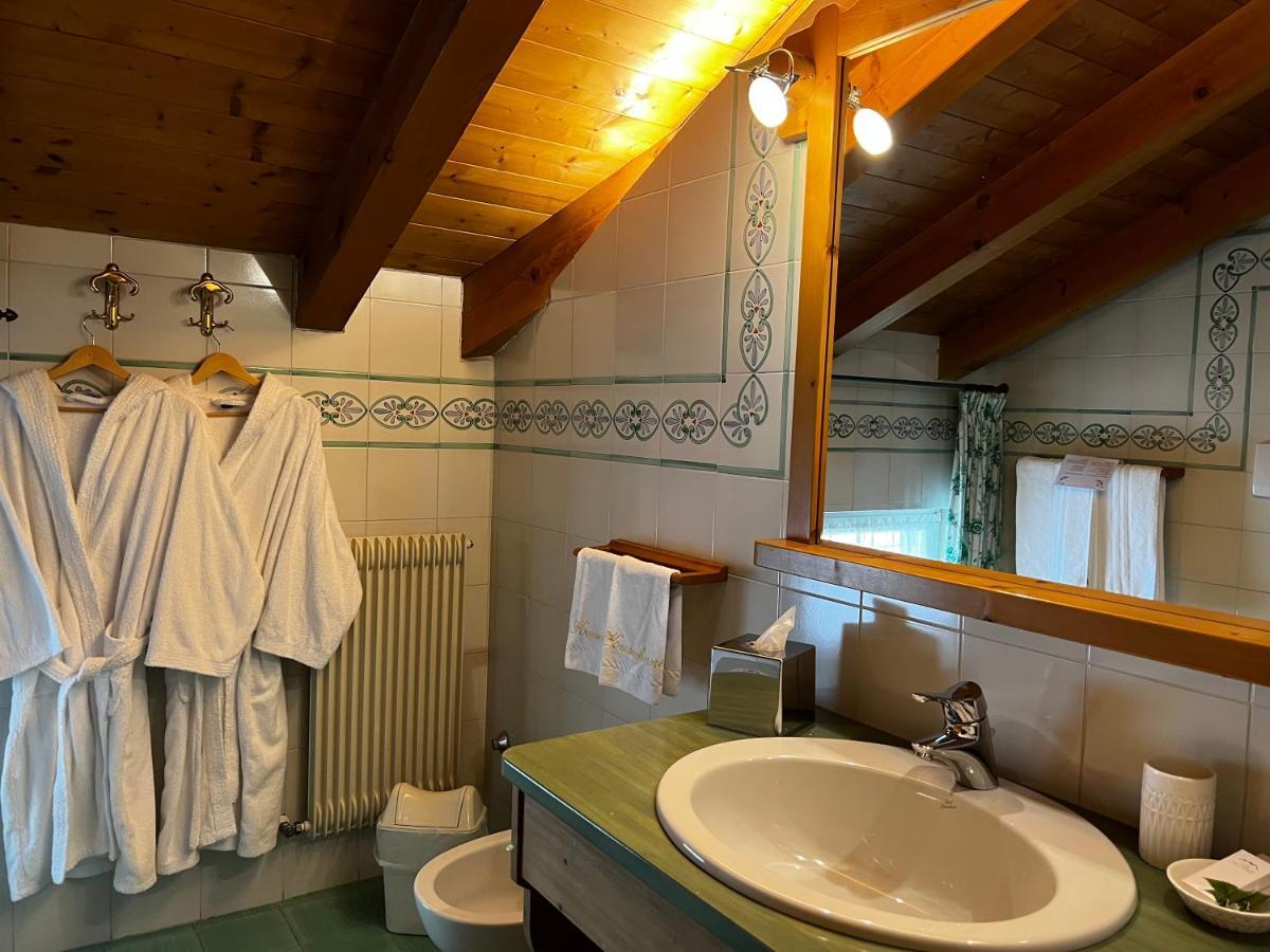 Kaiserkrone Charming Retreat Dimaro Exterior photo