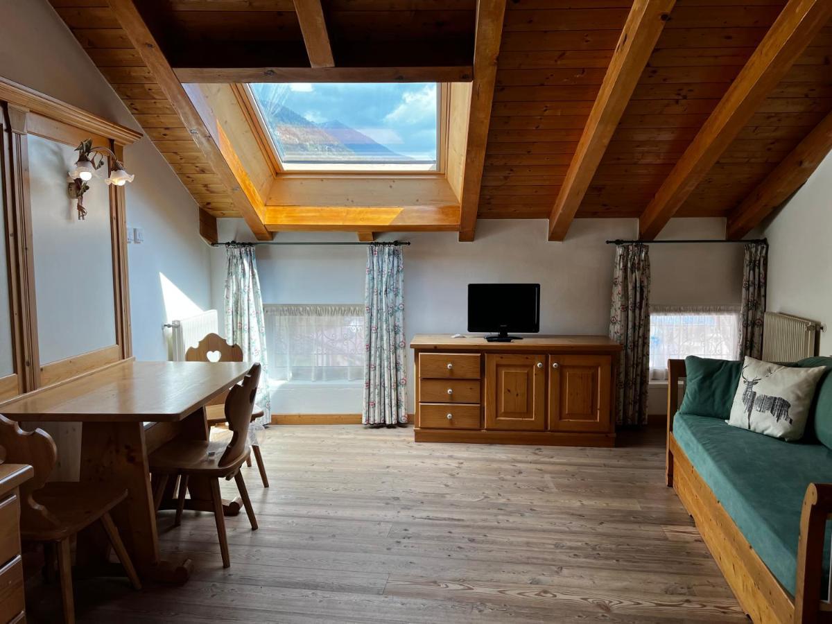 Kaiserkrone Charming Retreat Dimaro Exterior photo