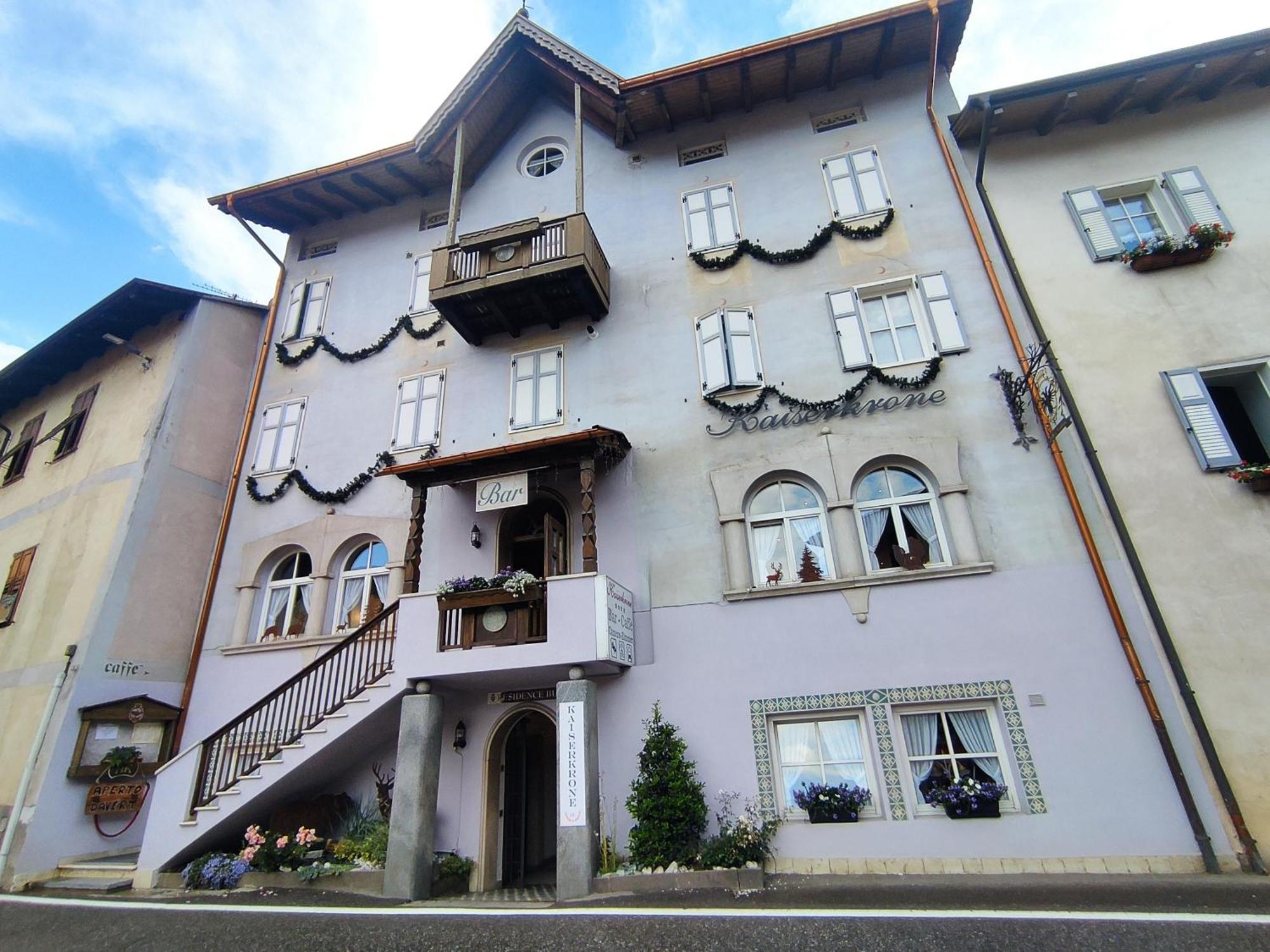 Kaiserkrone Charming Retreat Dimaro Exterior photo